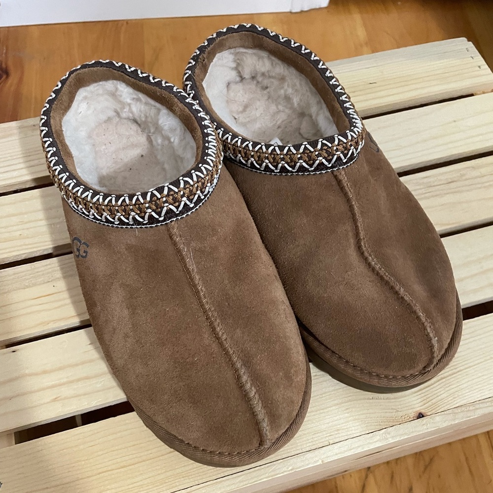Women’s Ugg Tasman Slipper Size 9